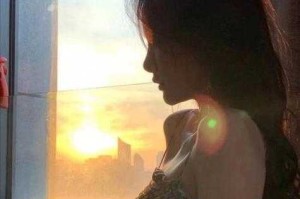 清新自然女生头像 真实生活感侧颜照