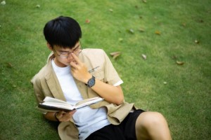 清冷学长严厉管教日常