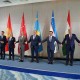 王毅，中方严格落实中美经贸会谈共识，中方严格落实中美经贸会谈共识，王毅牵头推进落实。