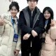王楚钦手办萌态十足，与女篮合影展现娇小魅力