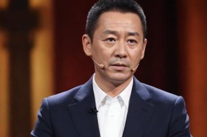 陈道明吴京张译登上新闻联播背后的传播密码，现象级阵容陈道明吴京张译为何集体亮相新闻联播？解码主流传播逻辑