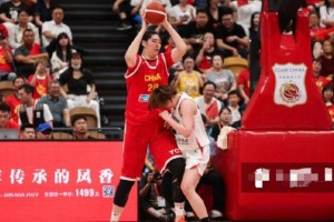 中国女篮半决赛对阵日本女篮，以攻代守破局之战，中国女篮半决赛对阵日本女篮，以攻代守破局之战