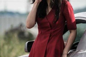 李诗英隐退产二胎，韩国顶流女星颠覆生育时钟的惊世抉择，李诗英暂别荧幕迎二胎 演员身份与生育时钟的逆龄突围