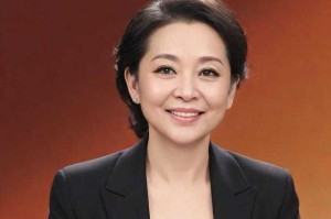 倪萍回应整容传闻，66岁媒体人用真实面容诠释岁月静好，倪萍坦然回应整容质疑，六旬媒体人素颜绽放从容岁月美