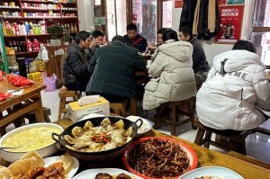 一大批土菜馆走红，现象级崛起，全国土菜馆如何出圈成新消费风口？