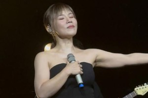 李佳薇天后真声顶高音震撼全网背后的声乐突破，李佳薇真声高音震撼全网背后的声乐突破