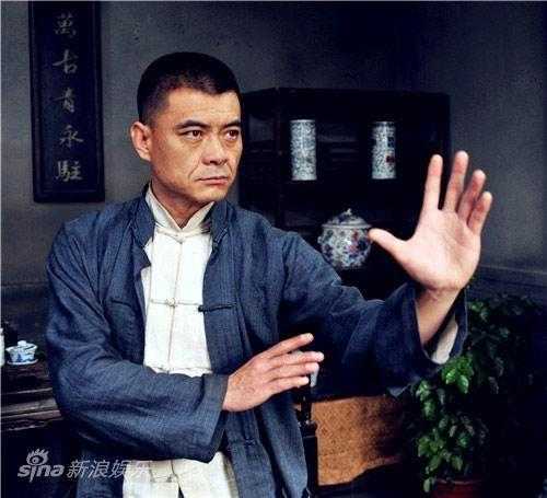 抗日奇侠的组成部分及其内容是什么?