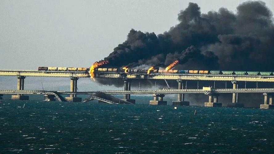 乌克兰袭击克里米亚大桥事件背景