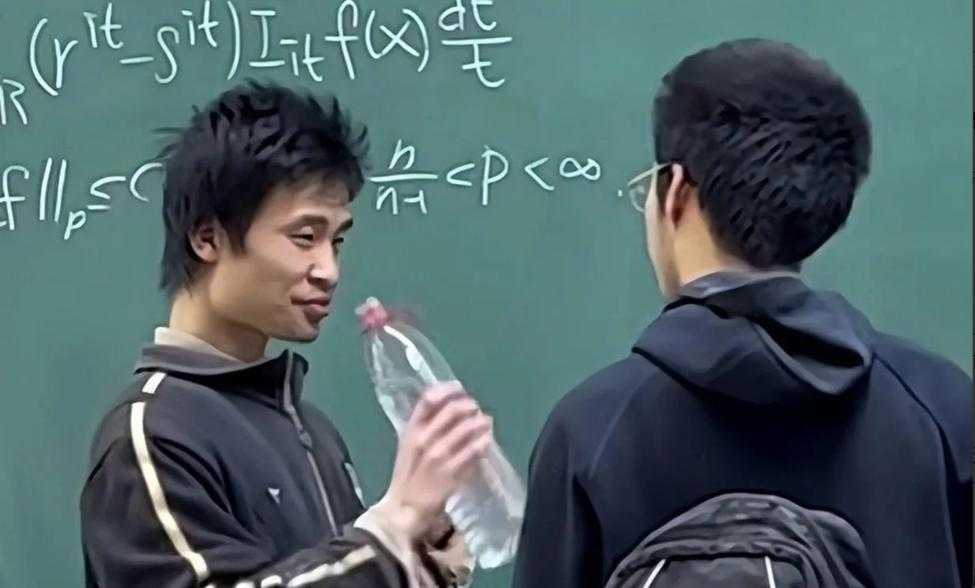 北大韦神牙齿脱落事件,牙周炎背后的学术圈生存密码,北大韦神牙周炎事件,学术高压下的生存法则显影