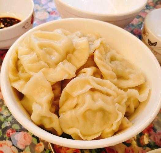 江教授秘制肉馅水饺:家常美味轻松做