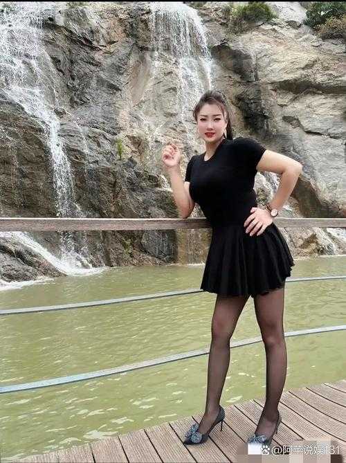 沈阳45岁阿姨魔性叫卖走红网络