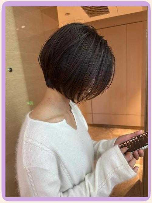 沙宣短发造型推荐 时尚减龄显脸小