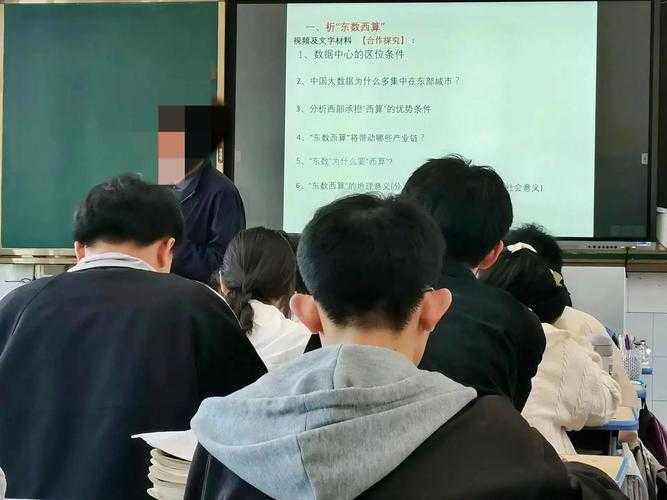 33年前的课桌,一场跨越时空的教育对话