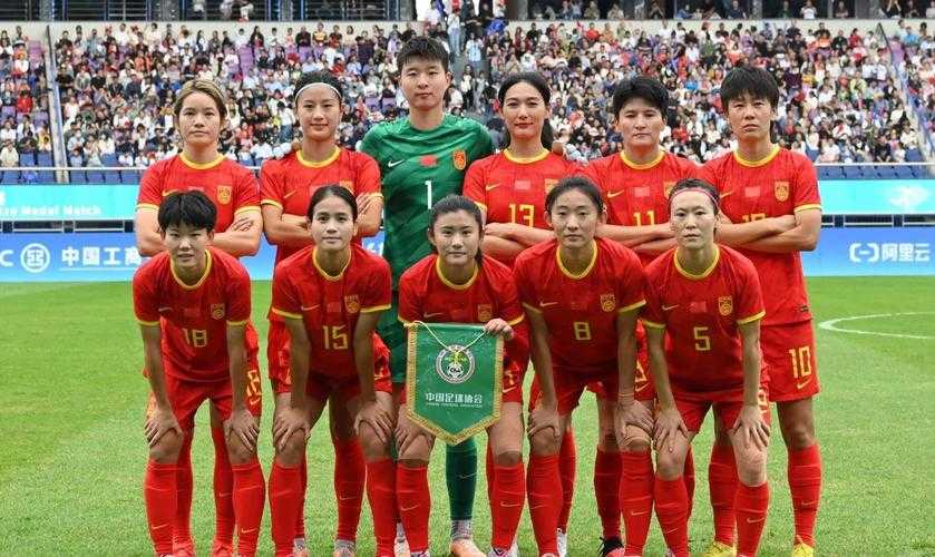 绿茵场上的史诗级对决，中国女足0-0日本无缘东亚杯冠军
