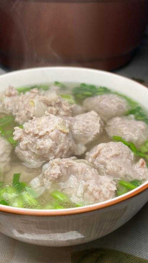 清晨汆肉香:唤醒味蕾的每日美味